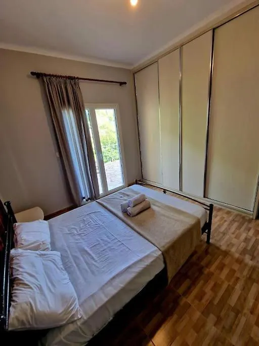 Holiday home Lila Blue Villa Qeparo