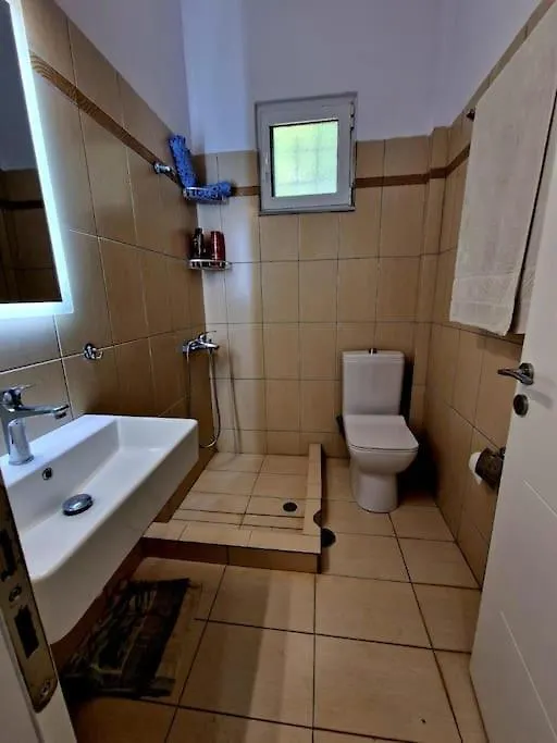Lila Blue Villa Qeparo 0*,
